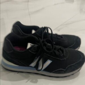 Men New Balance Black and Blue Sneakers